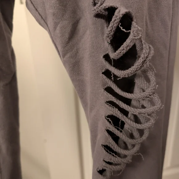 Gray Distressed Jogger Pants - Picture 4 of 4